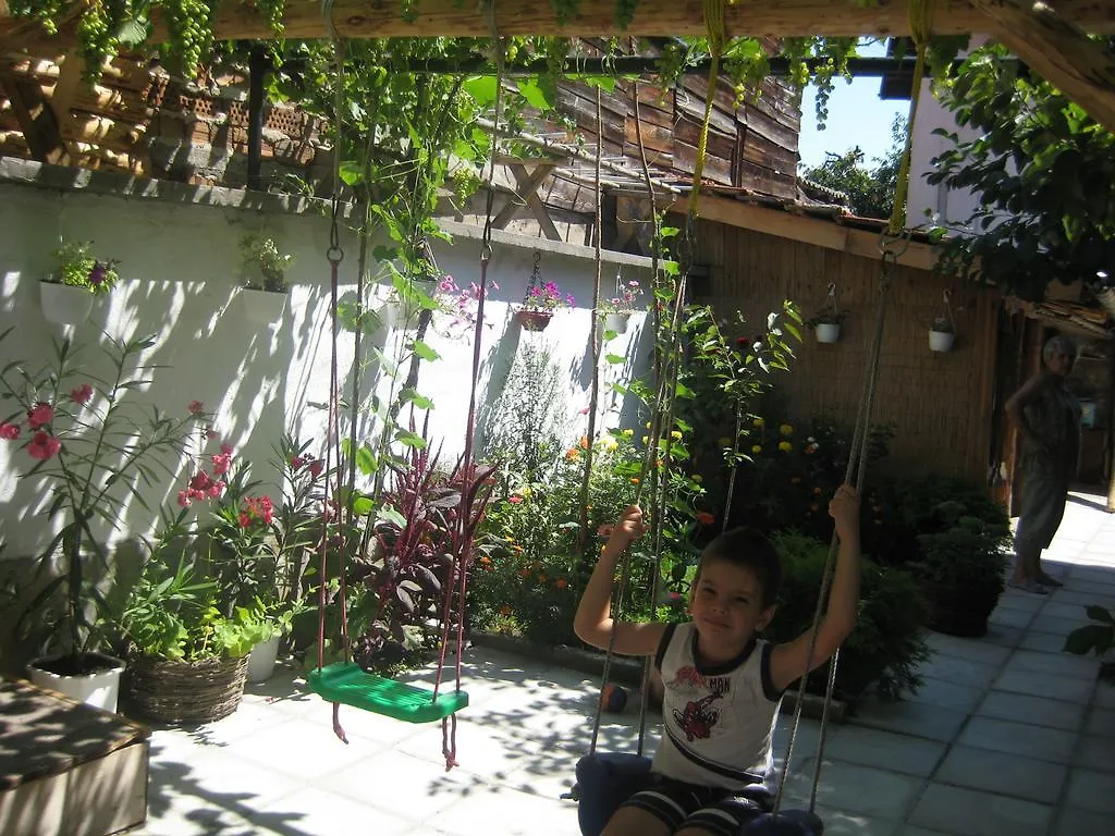 Aseva House Guest House 반스코 호텔